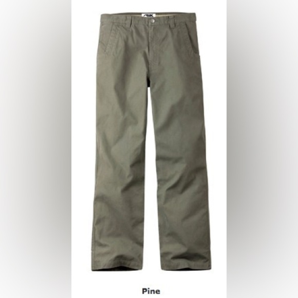 Mountain Khaki Chino Pants for Men in Olive Green